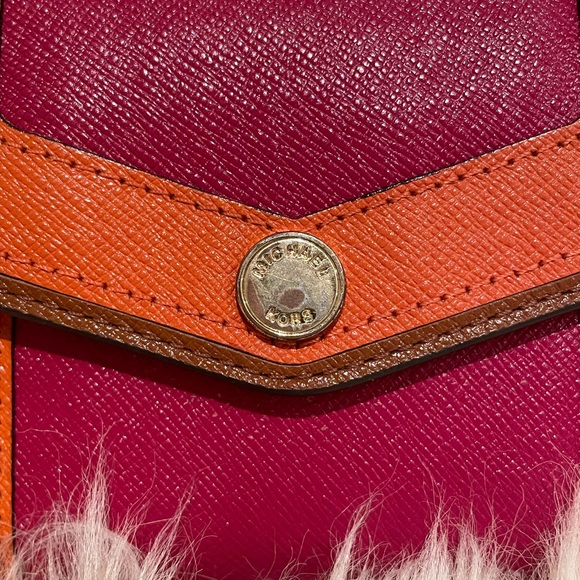 Authentic Michael Kors Wallet - Picture 2 of 5